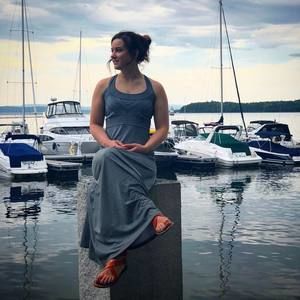 Meet your Posher, Danielle